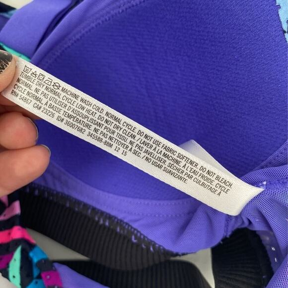 Victoria's Secret VSX Womens Sports Bra Multicolor Geometric Stretch 32A - Picture 6 of 8